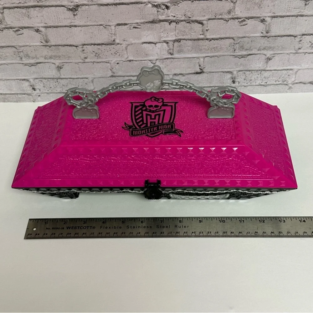 Monster High Authentic Create a Monster Design Lab 2011 Pink Black Coffin Only